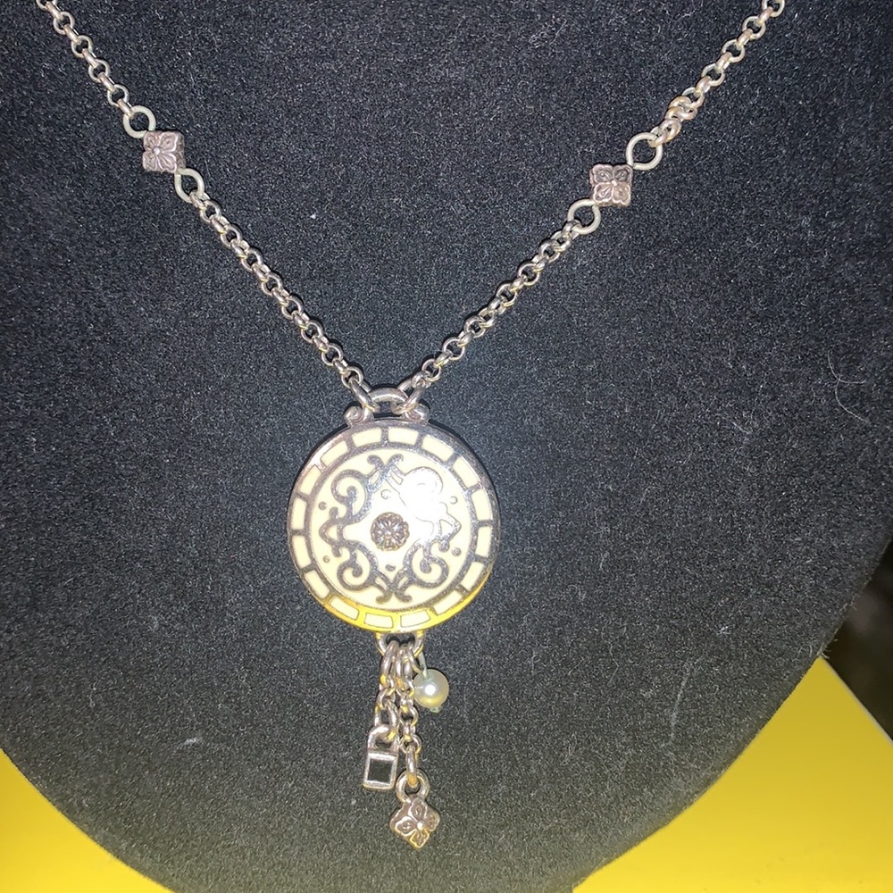 Retired Brighton necklace !✨